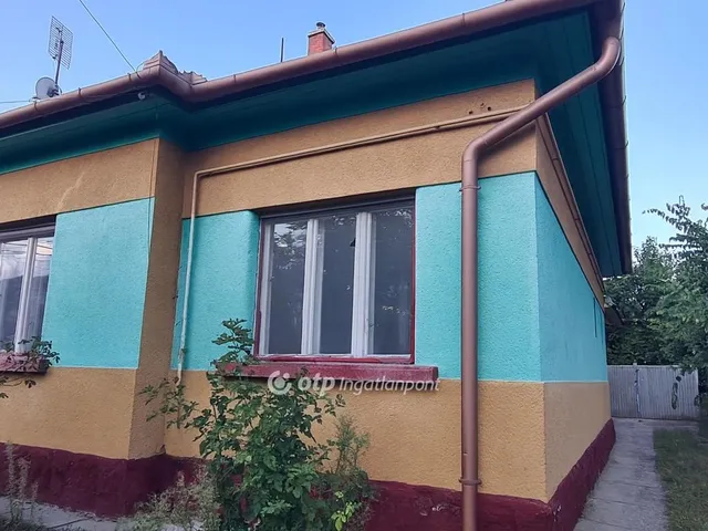 Eladó ház Budapest XXI. kerület, Királyerdő 70 nm