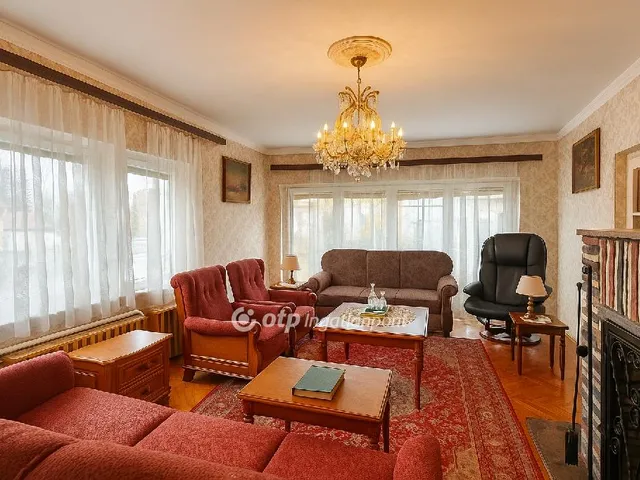 Eladó ház Kiskunlacháza 130 nm