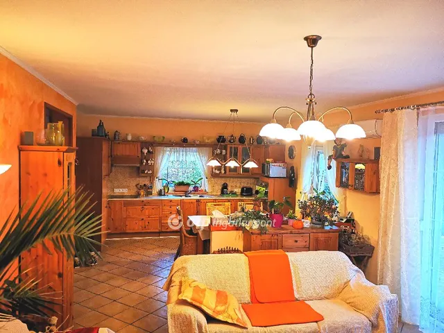 Eladó ház Szigethalom 151 nm