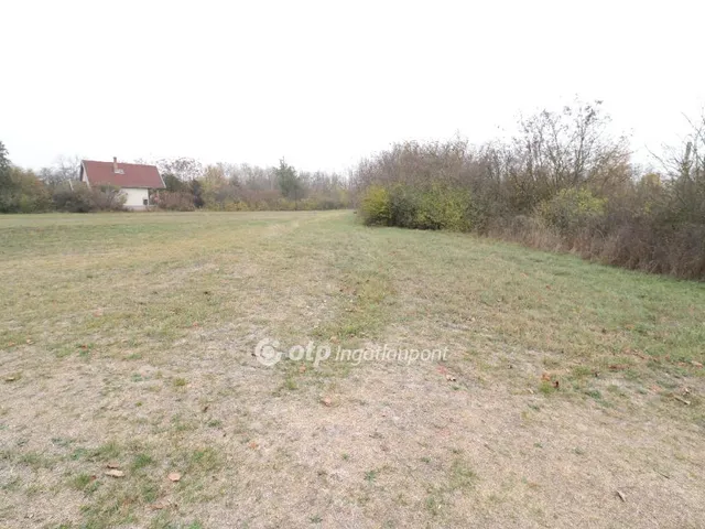 Eladó telek Makád 914 nm