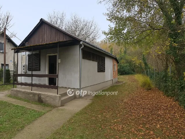 Eladó üdülő és hétvégi ház Dömsöd 55 nm