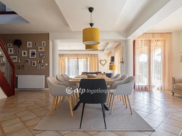 Eladó ház Siófok 361 nm