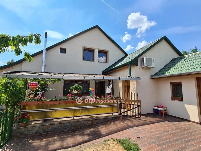 Eladó ház Dunaharaszti, Óváros 149 nm