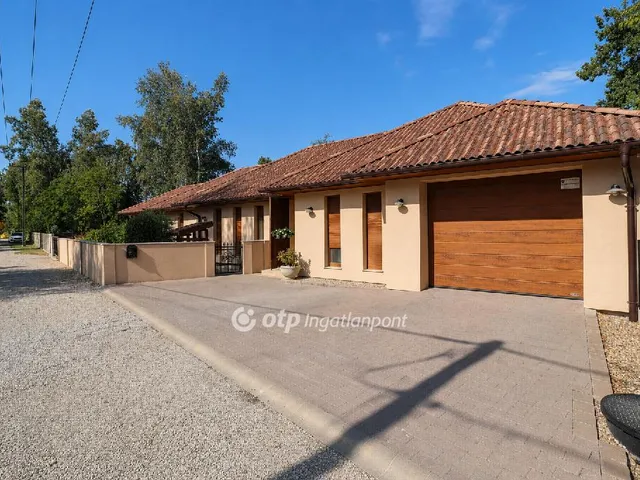 Eladó ház Ráckeve 170 nm
