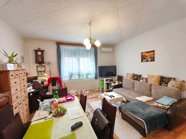 Eladó ház Üllő 103 nm