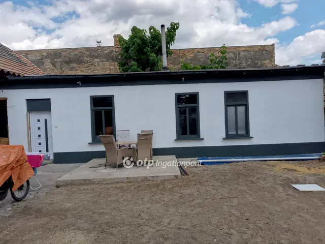 Eladó ház Kiskunlacháza 66 nm