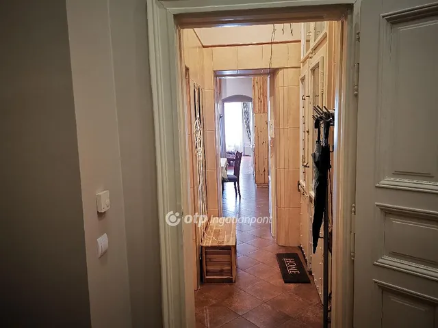 Eladó lakás Budapest VI. kerület 46 nm