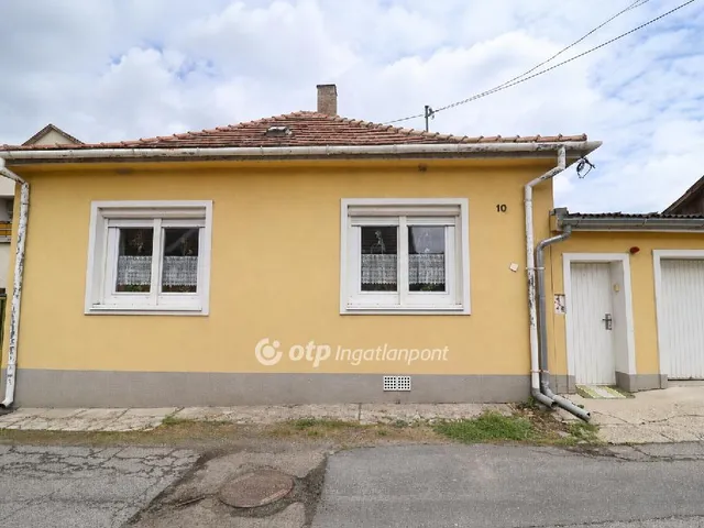 Eladó ház Ráckeve 105 nm