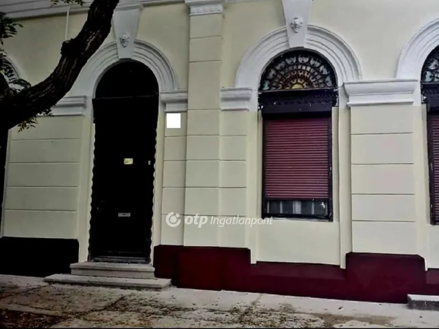 Eladó ház Tolna 255 nm