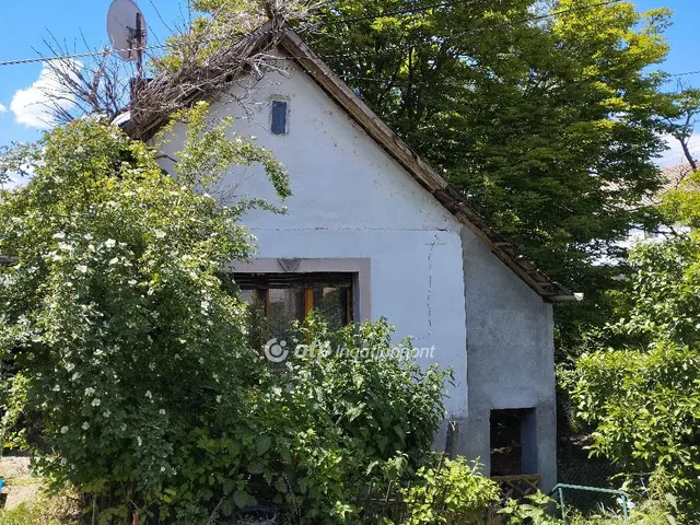 Eladó ház Szekszárd 51 nm