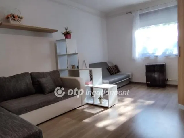 Kiadó lakás Szekszárd, Felsőváros 36 nm