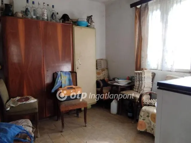 Eladó ház Szekszárd 35 nm