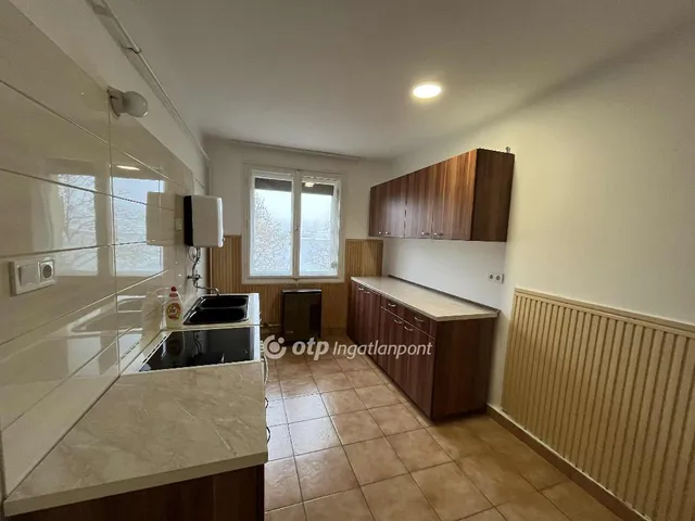 Eladó lakás Szekszárd, Alsóváros 57 nm