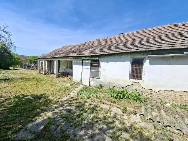 Eladó ház Szeremle 48 nm