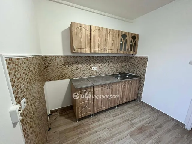 Eladó lakás Szekszárd, Bakta 55 nm