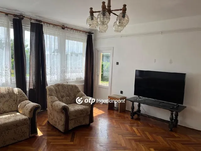 Kiadó ház Szekszárd 88 nm