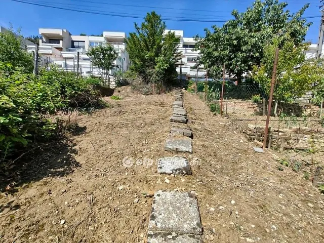 Eladó telek Szekszárd, Felsőváros 101 nm