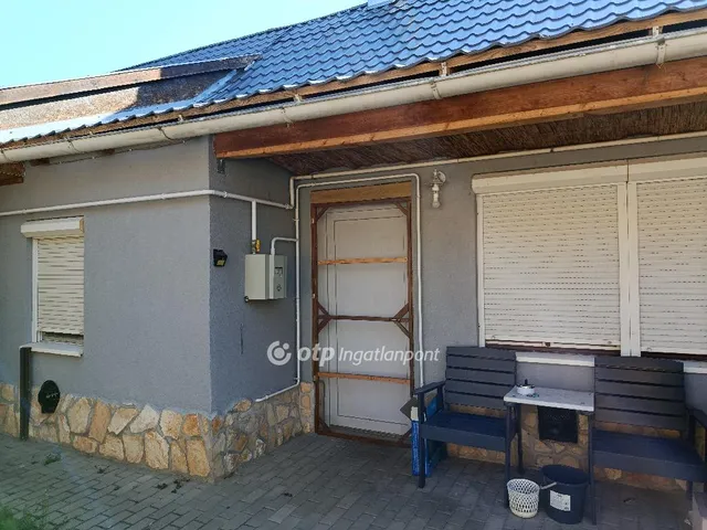 Eladó ház Dombóvár 121 nm