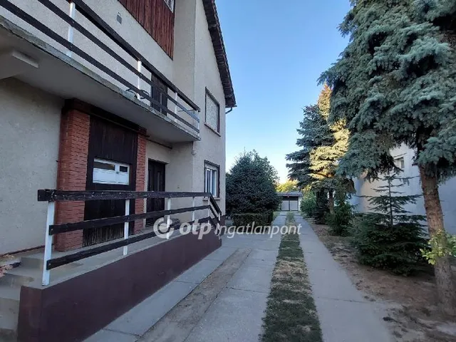 Eladó ház Tolna 200 nm
