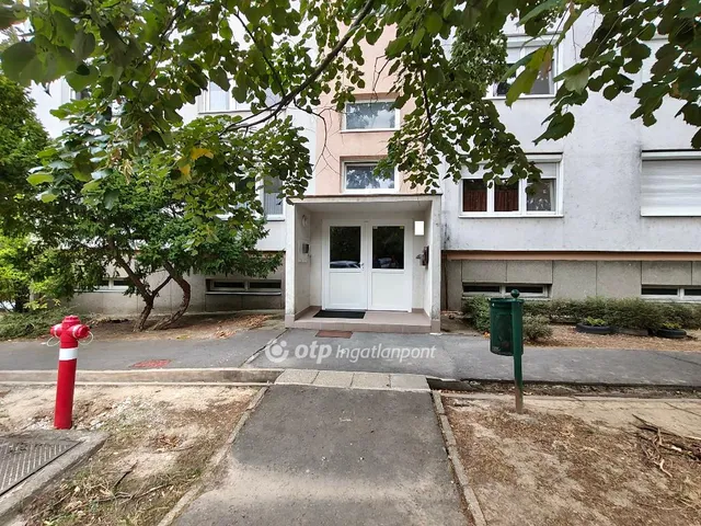 Eladó lakás Szekszárd 42 nm