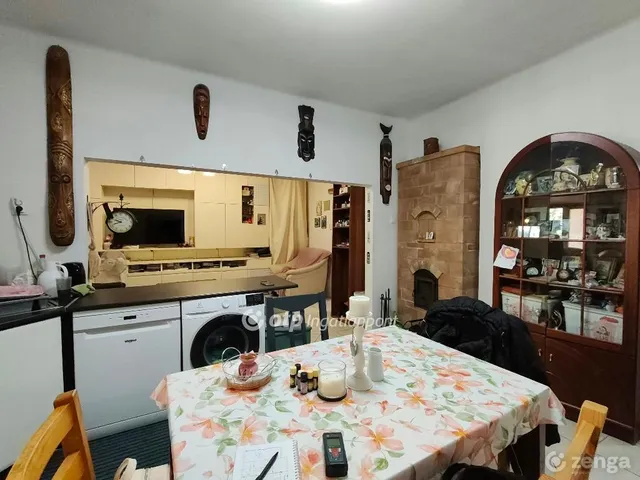 Eladó ház Paks 135 nm