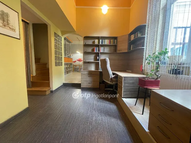 Eladó lakás Debrecen, Belváros 102 nm