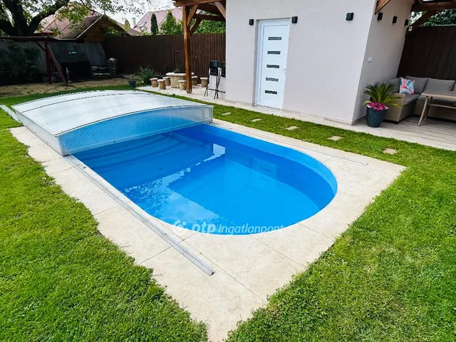 Eladó ház Debrecen, Alsójózsa 200 nm