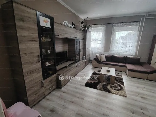 Eladó ház Hajdúsámson 92 nm