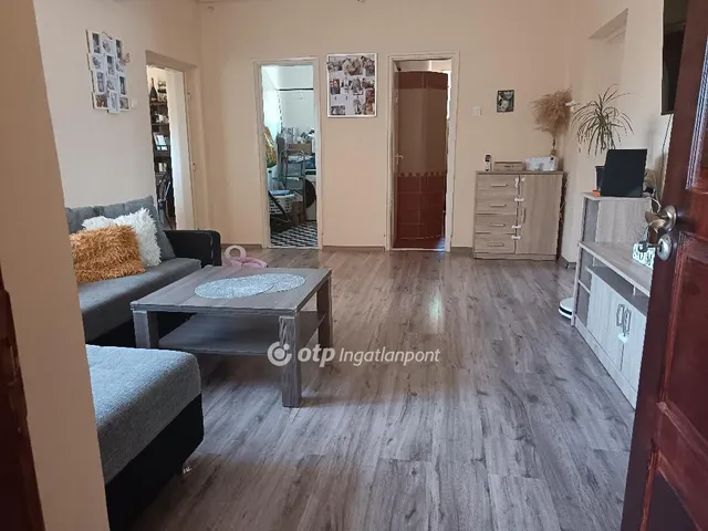 Eladó ház Konyár 110 nm