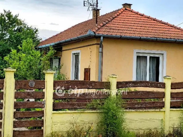 Eladó ház Létavértes, Főutca 56 nm