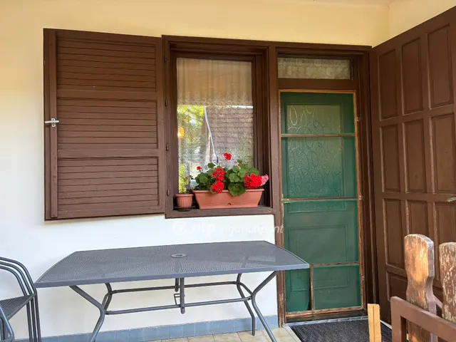 Eladó ház Bocskaikert, családi házas övezet 135 nm