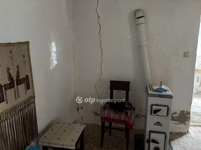 Eladó ház Sárrétudvari, Családi 44 nm
