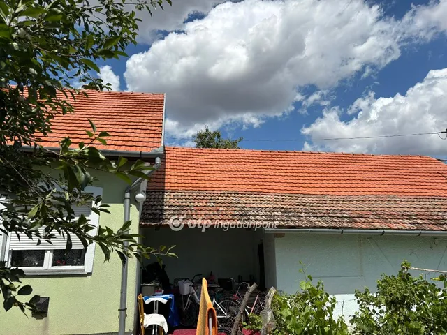 Eladó ház Sárrétudvari, Vasút mellett 60 nm
