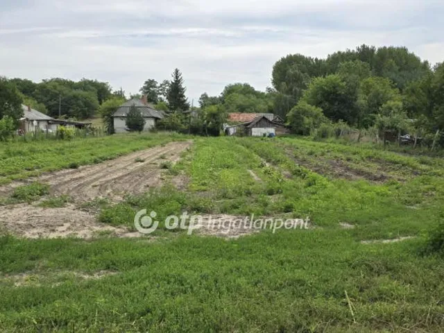 Eladó ház Vámospércs, Vasútállomás 80 nm