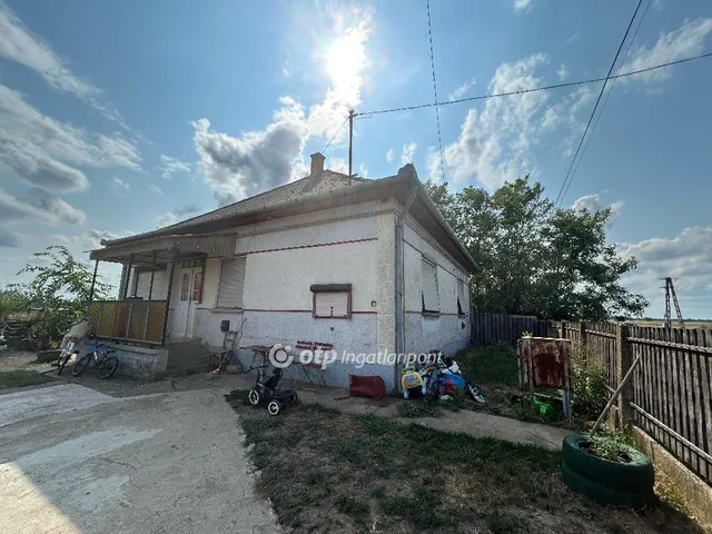 Eladó ház Bihartorda 96 nm