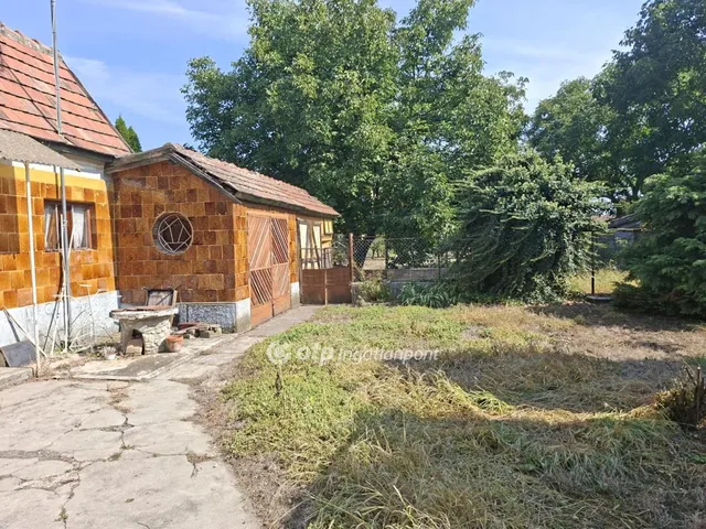 Eladó ház Sajószöged 93 nm
