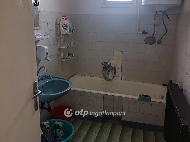 Eladó ház Kaba 100 nm