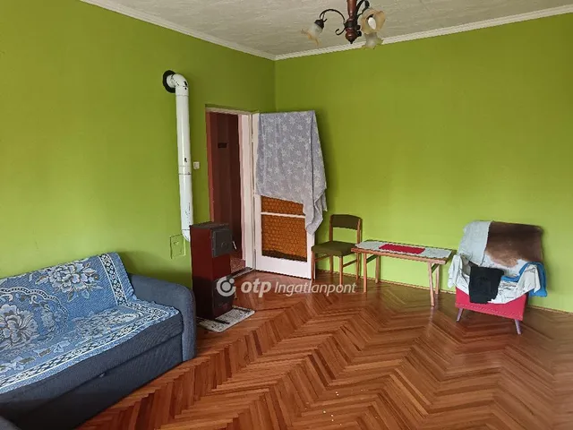 Eladó ház Kaba 100 nm
