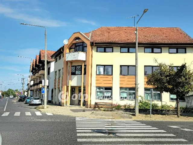 Eladó kereskedelmi és ipari ingatlan Létavértes 596 nm