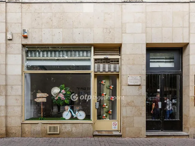 Kiadó kereskedelmi és ipari ingatlan Debrecen 73 nm