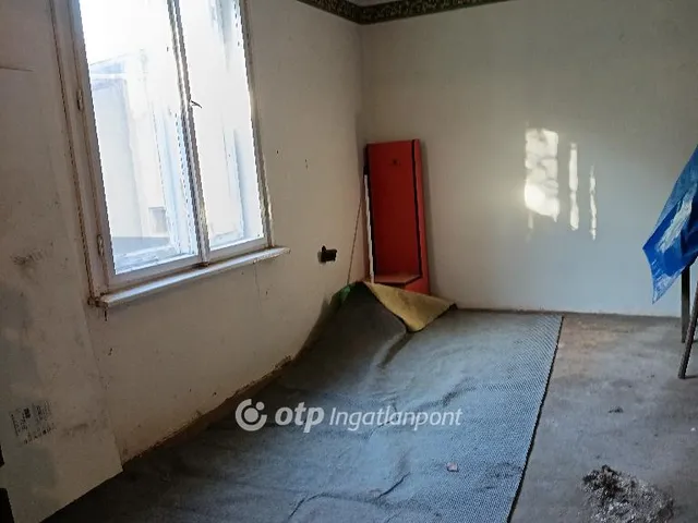 Eladó ház Zsáka 90 nm