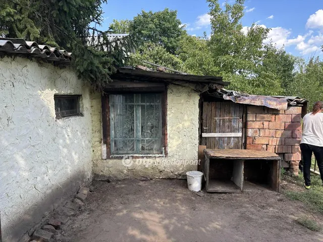 Eladó mezőgazdasági ingatlan Debrecen, Dombos 20 nm