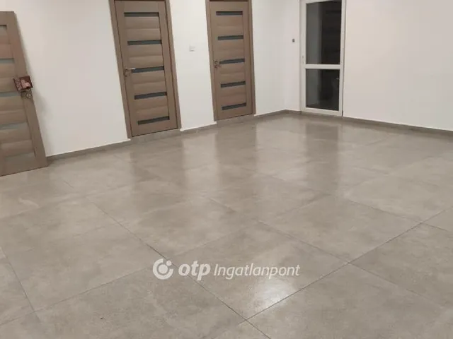 Eladó kereskedelmi és ipari ingatlan Hajdúnánás 58 nm