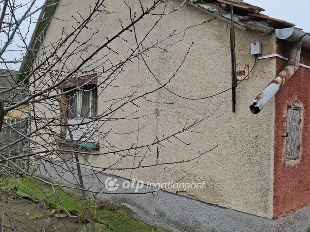Eladó ház Vámospércs 51 nm