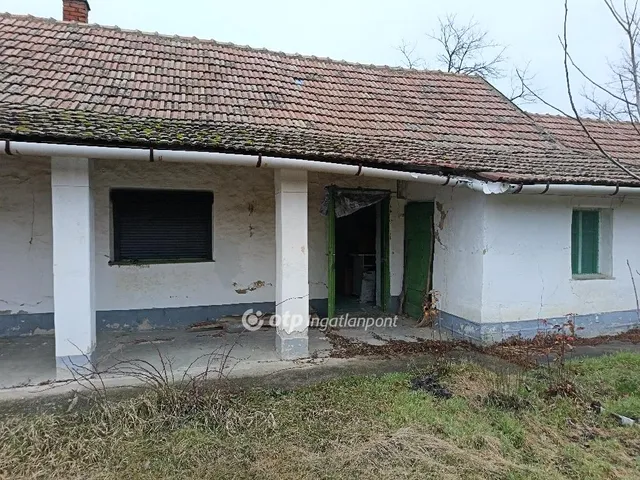 Eladó ház Zsáka 54 nm