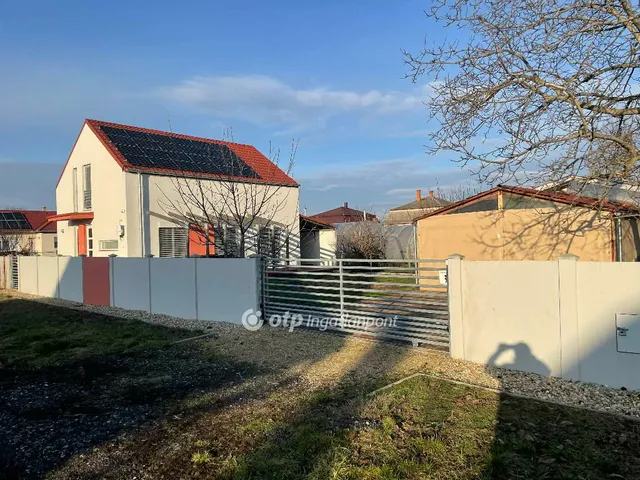 Kiadó ház Ebes 90 nm