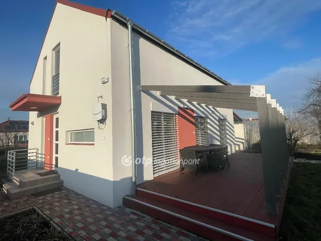 Kiadó ház Ebes 90 nm