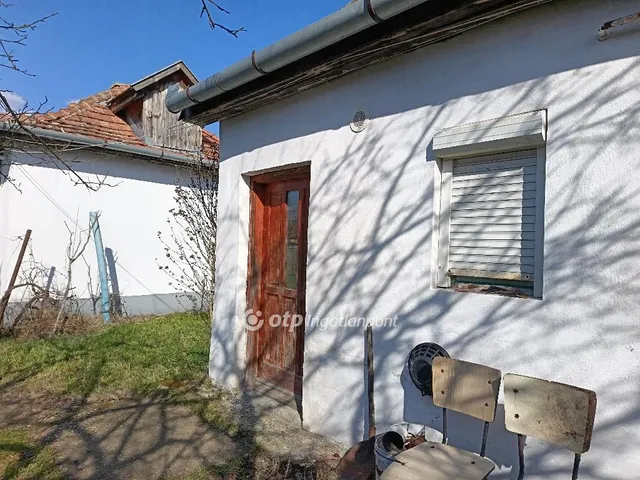 Eladó ház Mikepércs 40 nm