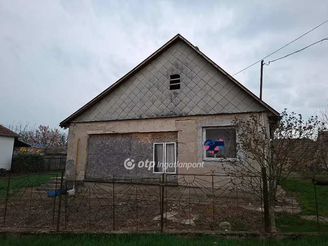 Eladó ház Tiszavasvári 90 nm
