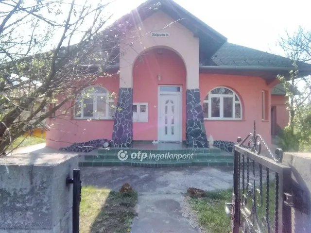 Eladó ház Komádi 101 nm